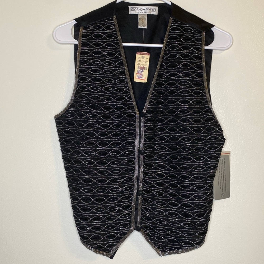 Amanda Smith Size Small  NWT Vintage Squenced Silk Vest